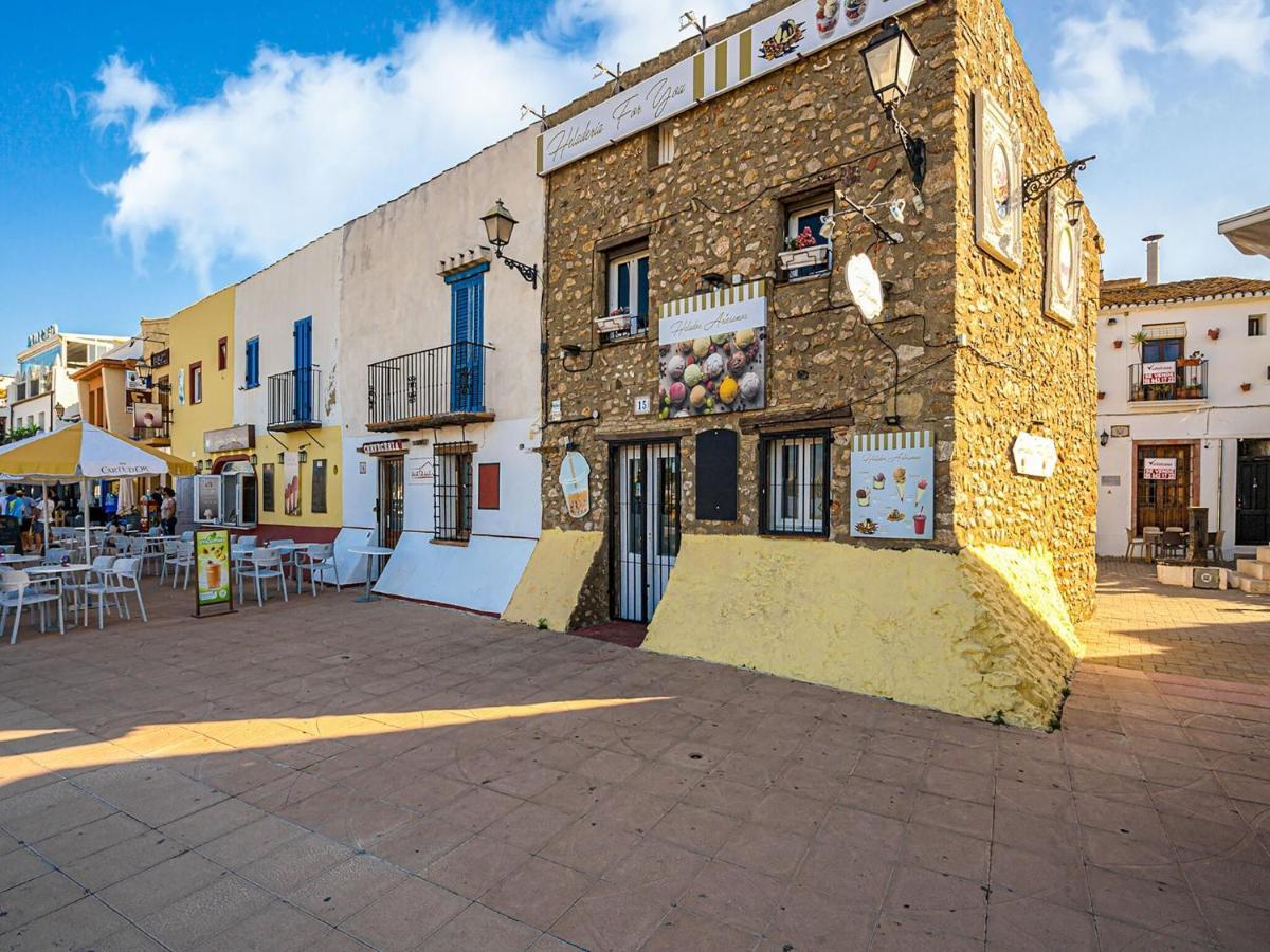 Characteristic Holiday Home In D Nia Denia Luaran gambar
